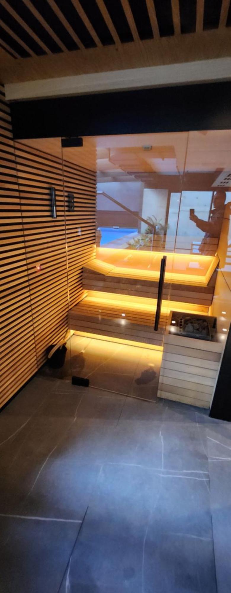 Castle Loft Apartment,Spa, Gym ,Sauna & Swimming Pool Free Parking Cracovia Exterior foto